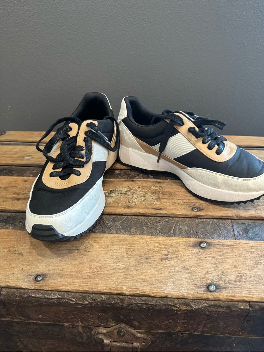 Women's Black and Cream Fashion Sneakers